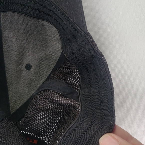 Columbia Sportswear Flexfit Hat - Picture 3 of 4